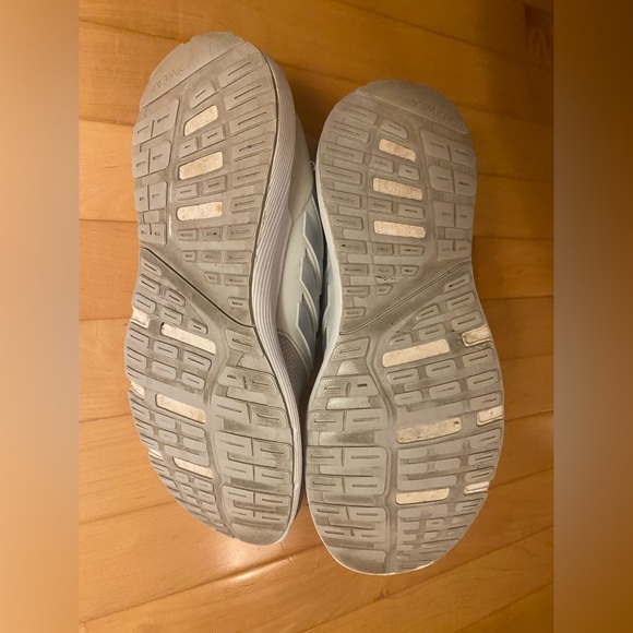 Adidas Running Sneakers - Size 8.5 - Picture 4 of 7